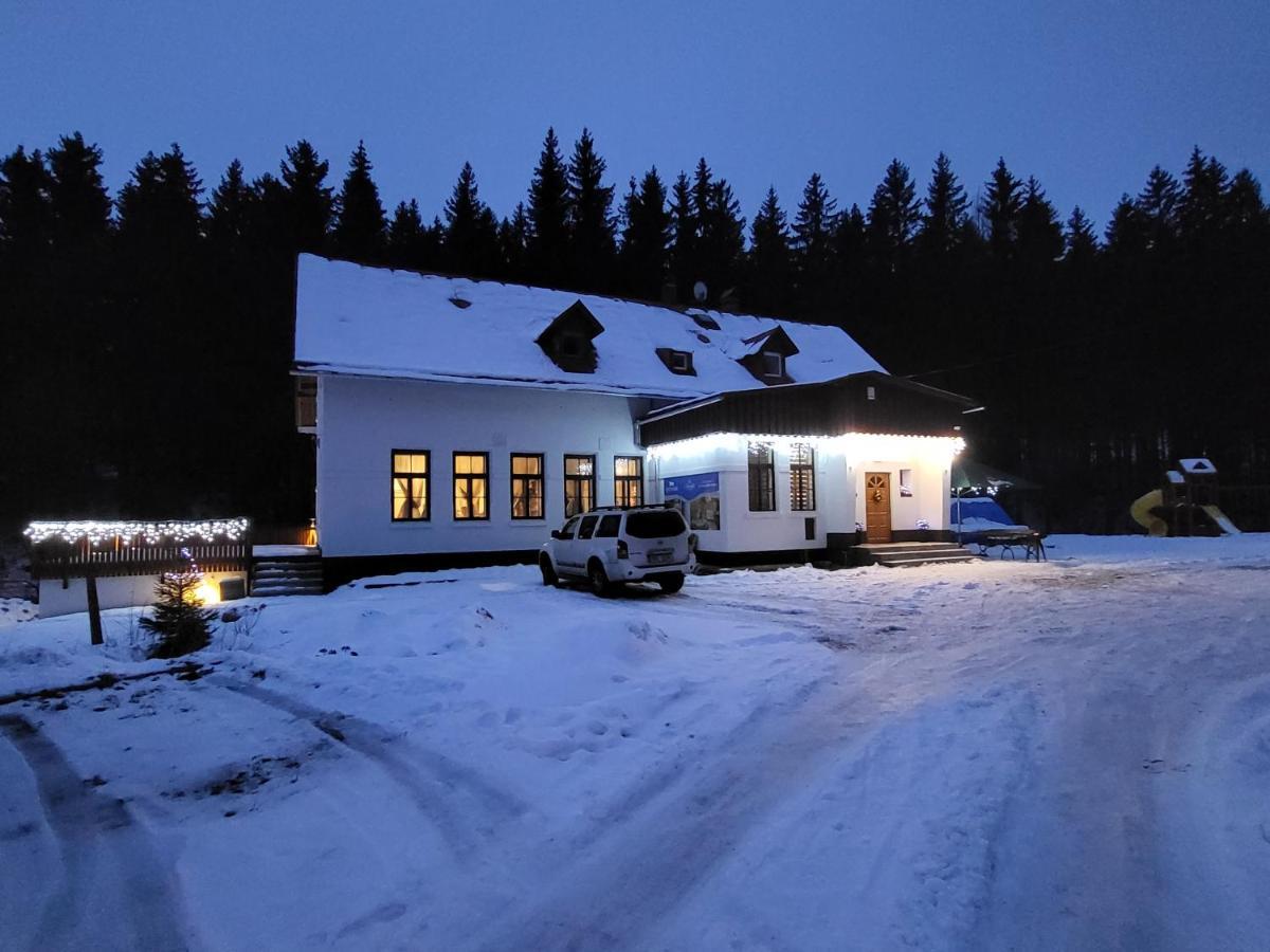 Horsky Penzion U Splavu Josefův Důl Buitenkant foto